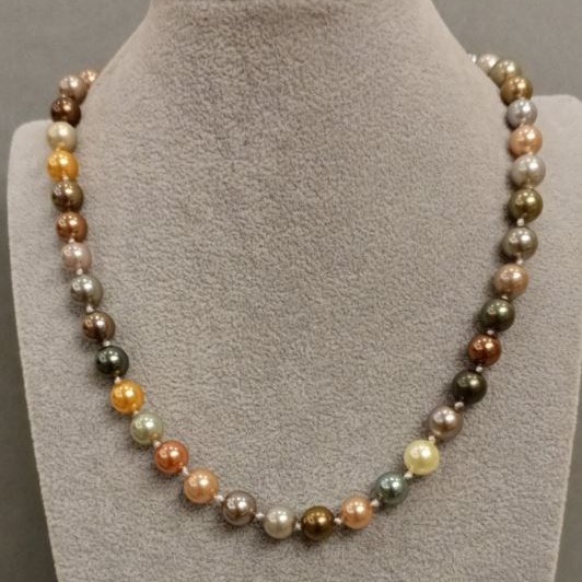 Majorca Pearl Necklace, length 47 cm +/- with clasp